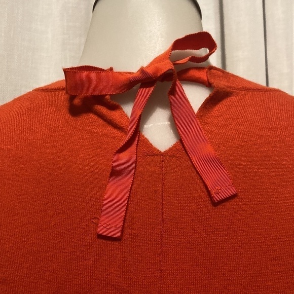 XS loft red . sweater . batwing . tie neck Ann Taylor loft collection - Picture 4 of 7